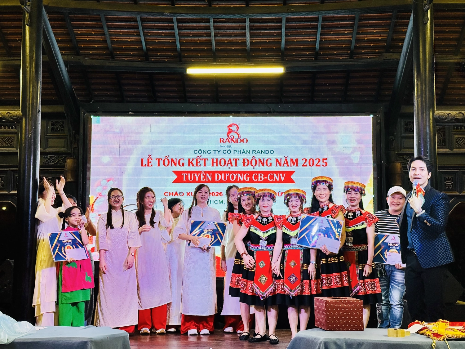 RANDO-Tong ket hoat dong 2025-22