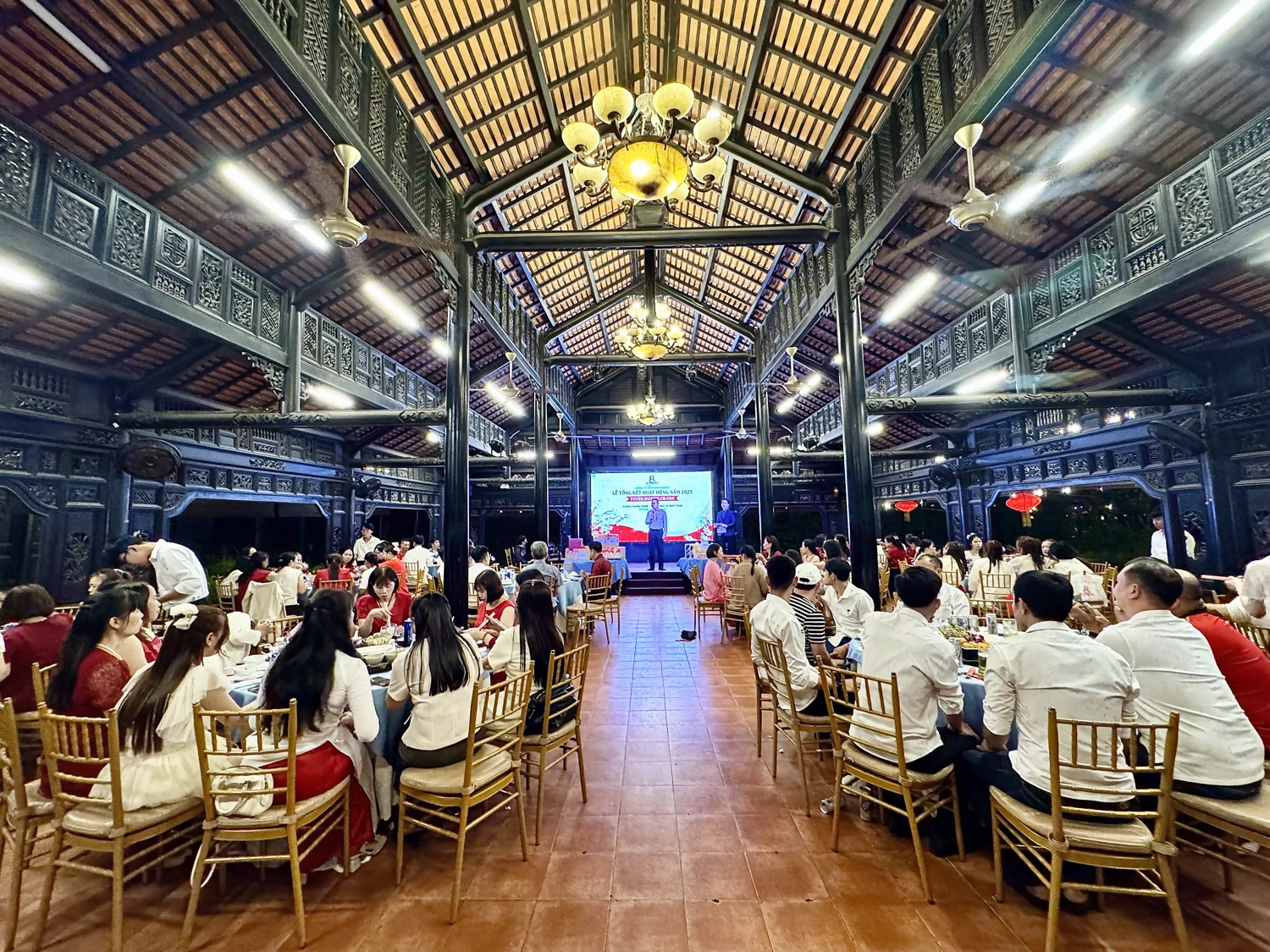 RANDO-Tong ket hoat dong 2025-11