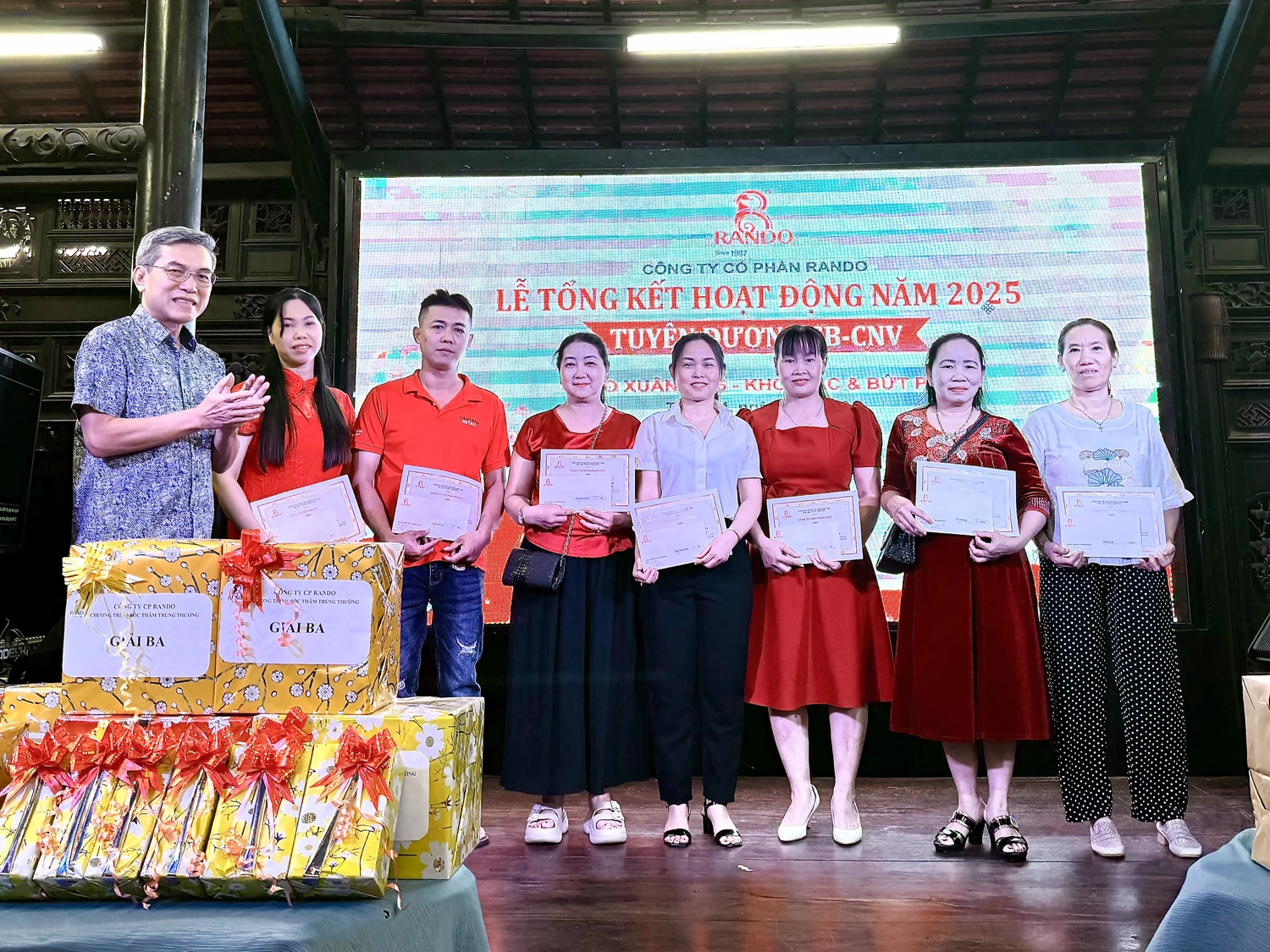 RANDO-Tong ket hoat dong 2025-5